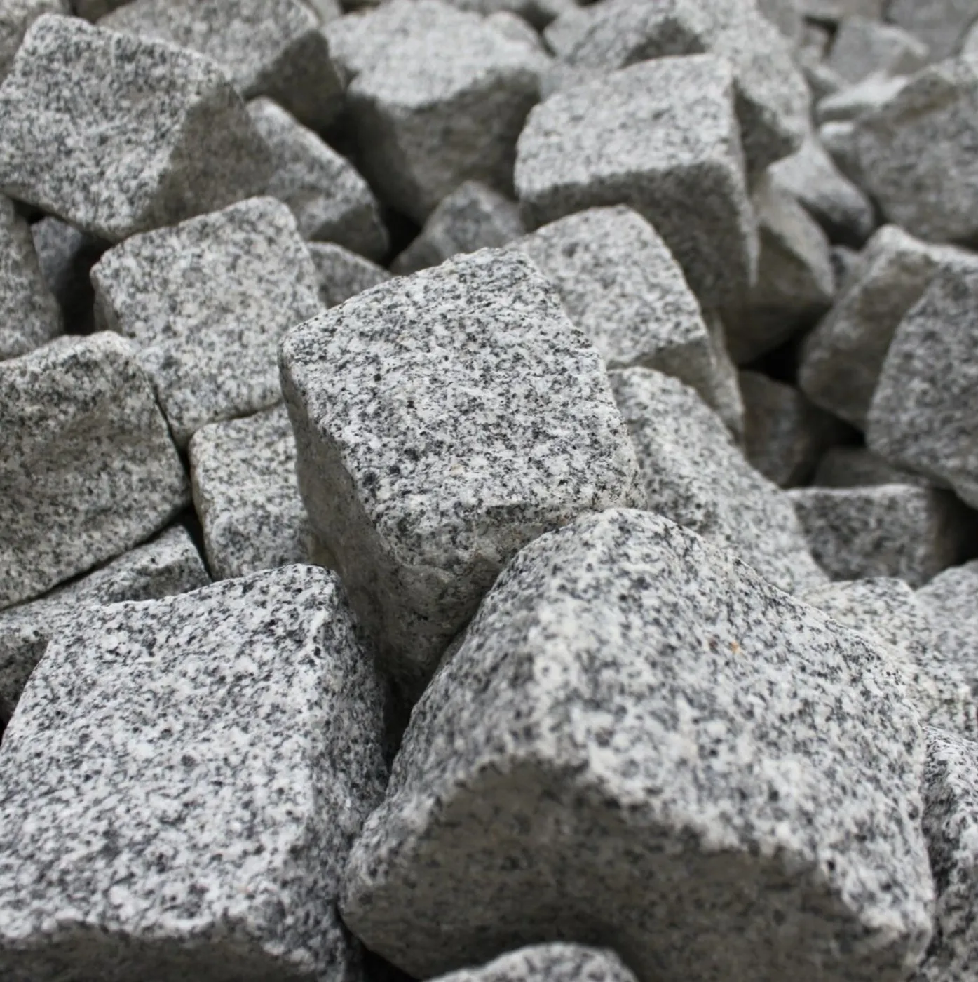 WHAT IS GRANITE ?